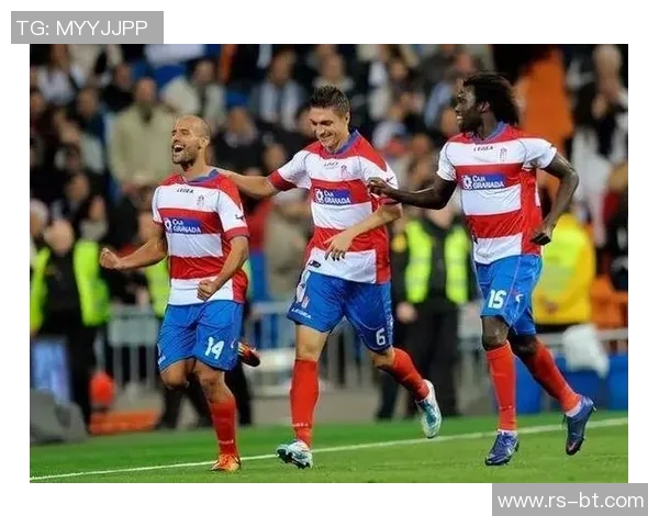 塞维利亚2-1逆转胜格拉纳达，继续领跑西甲积分榜